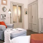 Comecasa 2 Bedrooms Apartment In Via Curtatone